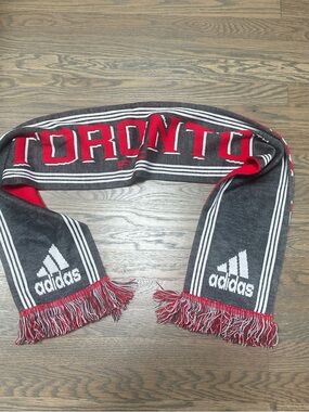 Adidas Toronto FC  Gray & Red Knit Scarf